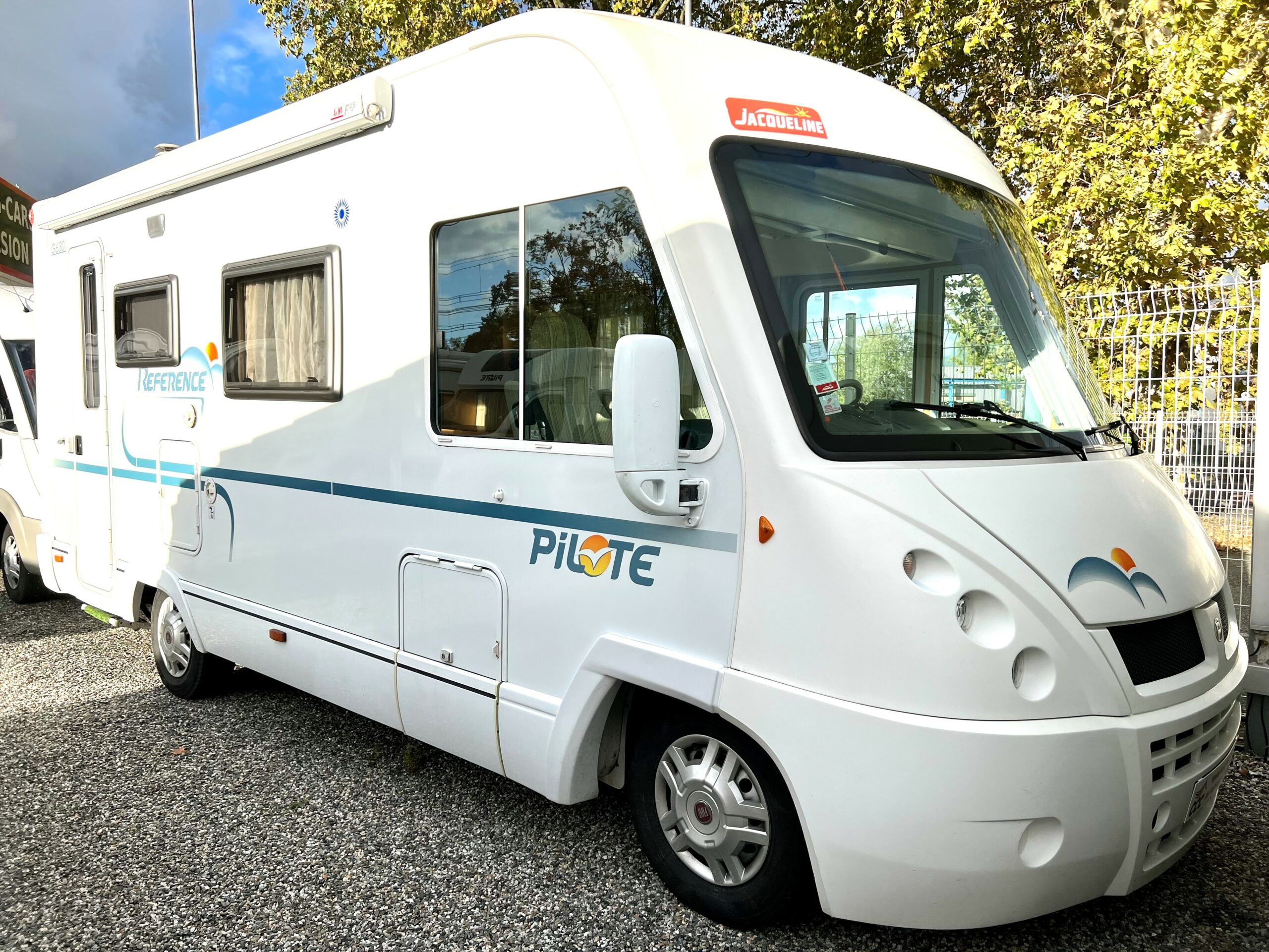 Grand confort ! Camping-car PLA G-Line 938 - Achat de camping car neuf et  occasion sur Toulon - Ambiance Loisirs